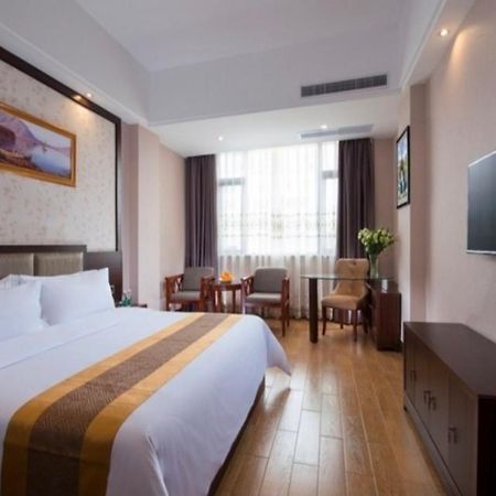 Vienna International Hotel Jieyang Chaoshan Airport Exterior photo